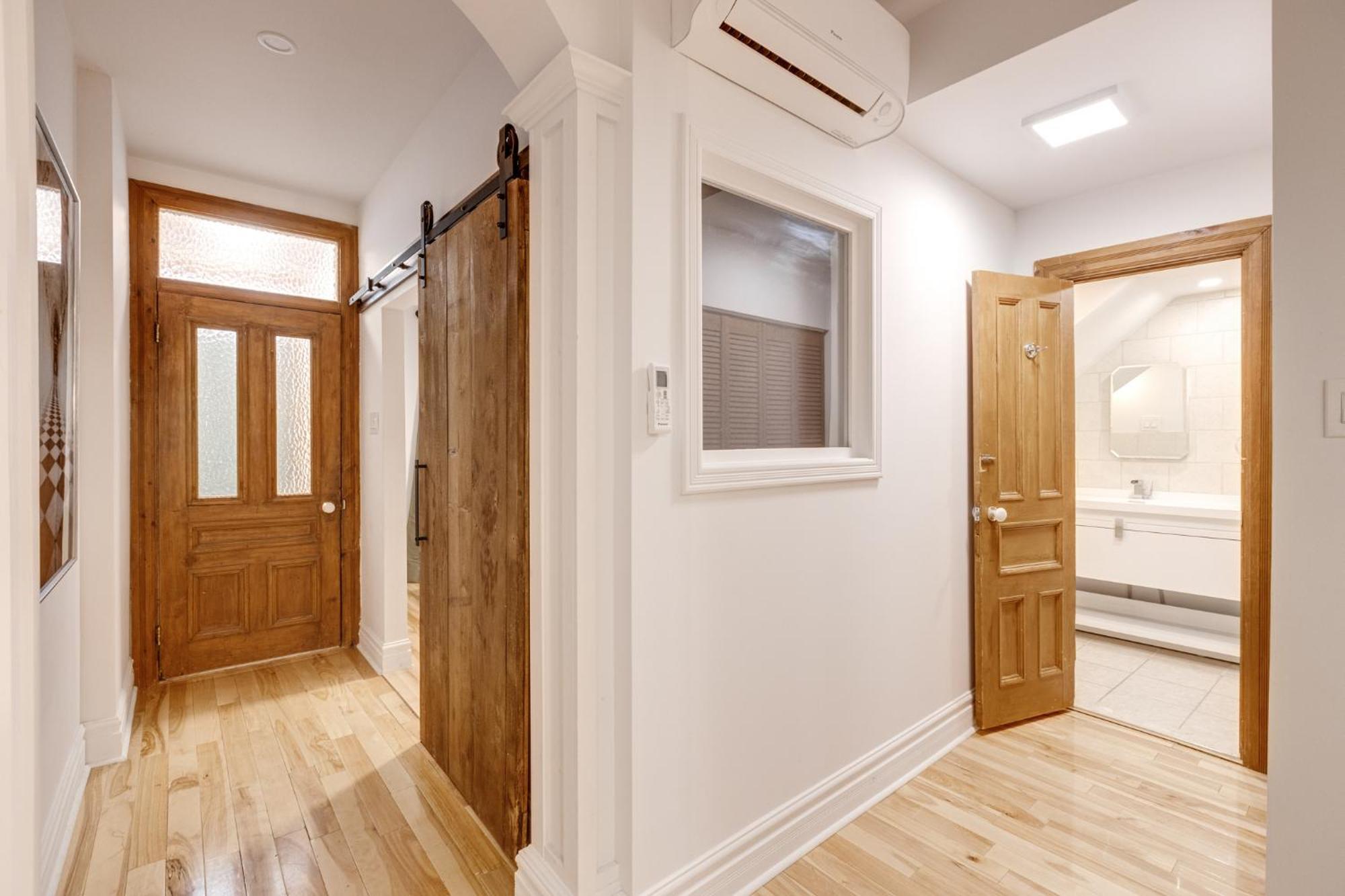Apartement Saint Andre Montreal Ngoại thất bức ảnh